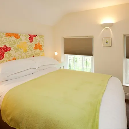 King's Head 3*